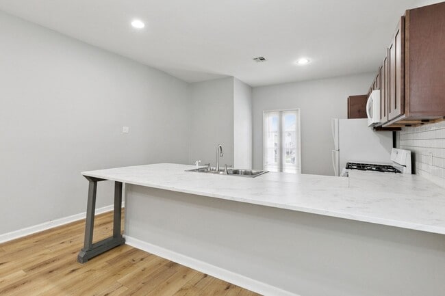 Photo - 3701 Derbigny St Unit 3703