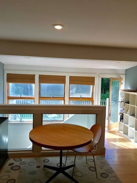 27 Evergreen Ln Unit The Studio
