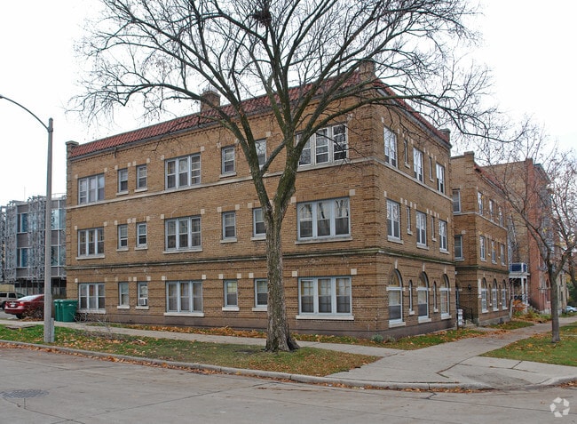 Fairmount Apartments