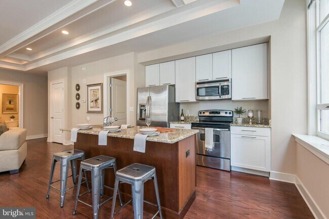 Photo - 1501 Locust St Apartment Unit 403