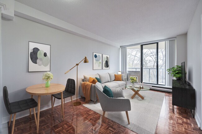 Photo - 250 St George St Unit 01006