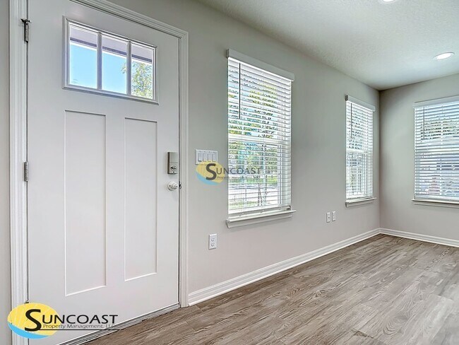 Photo - 3821 SW 43rd Ct Unit 201