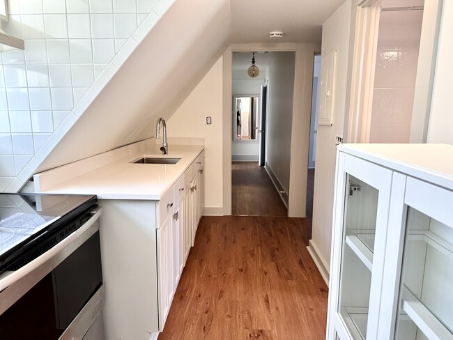 Photo - 46 High St Unit 2