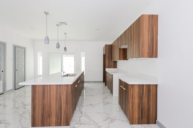 Photo - 1011 Emerald Valley Dr Unidad 28 D