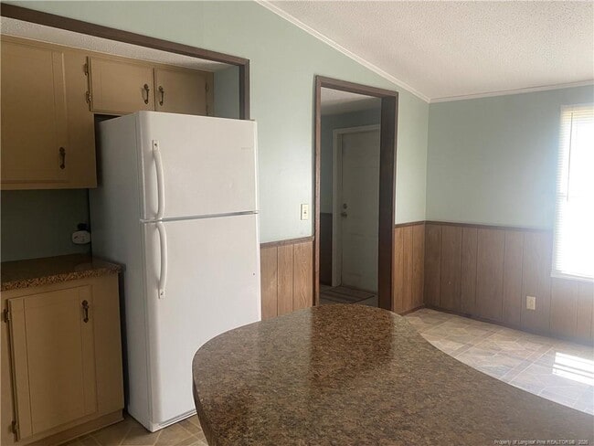 3462 Marty Cir