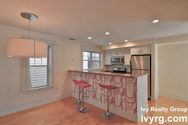 Photo - 10 Mohawk St Unit 1