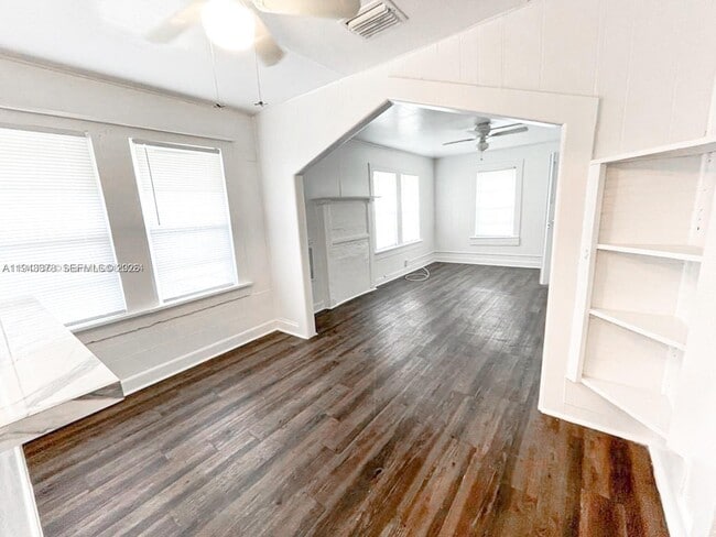 Photo - 1022 22nd St