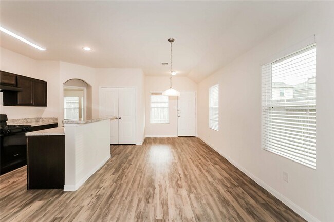 Photo - 18803 Venito Dr