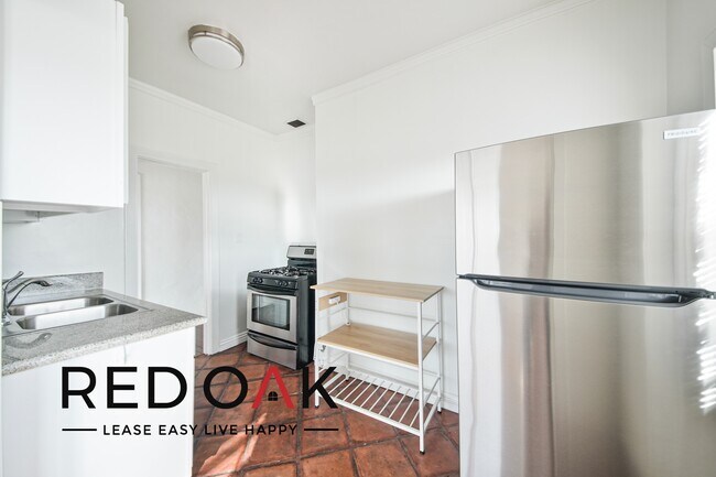 Photo - ~1 Month FREE~ Lovely, Spacious One Bedroo... Unidad 407