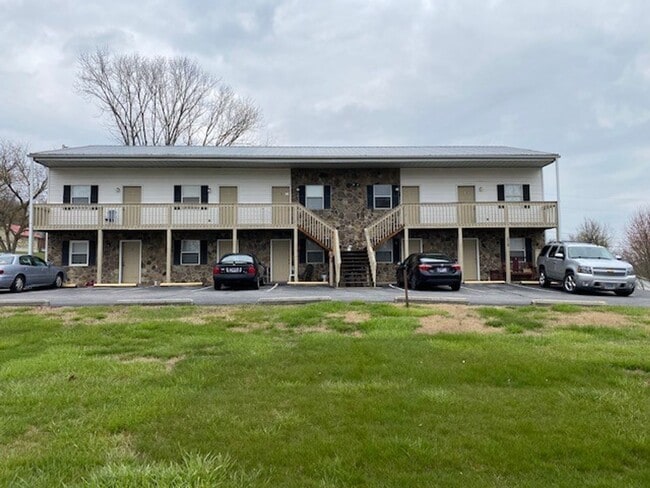 Units 11-20 - 216 Colonial Heights Rd