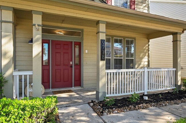 Photo - 9718 Coyote Creek Dr