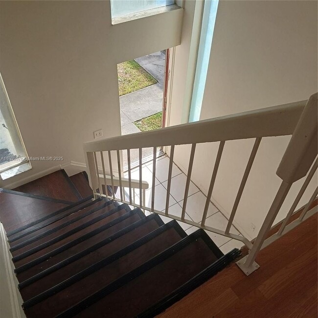 Building Photo - 5906 NW 21st St