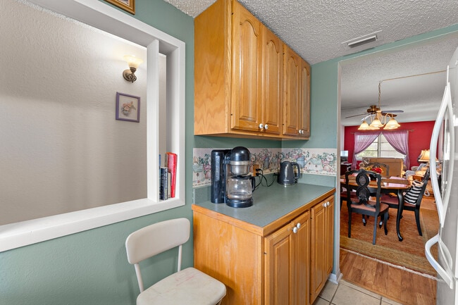 Photo - 4746 Azalea Dr Unit 105C