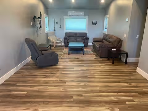 1954 Panoramic View Dr