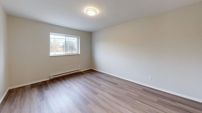 Photo - University Ave Apartments Windsor