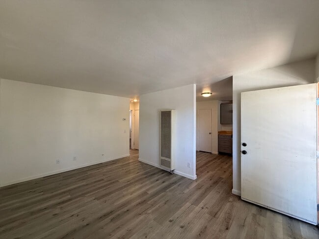 Photo - Palmdale Apartment 2 bedroom Unidad 16