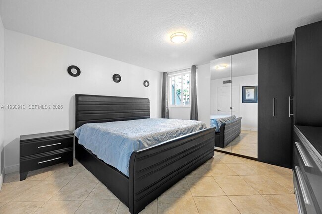 8888 Collins Ave Unit 105
