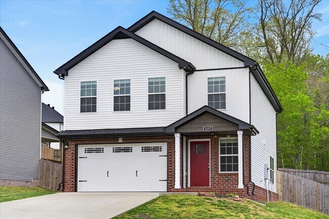 Photo - Pet Friendly Three Bedroom!