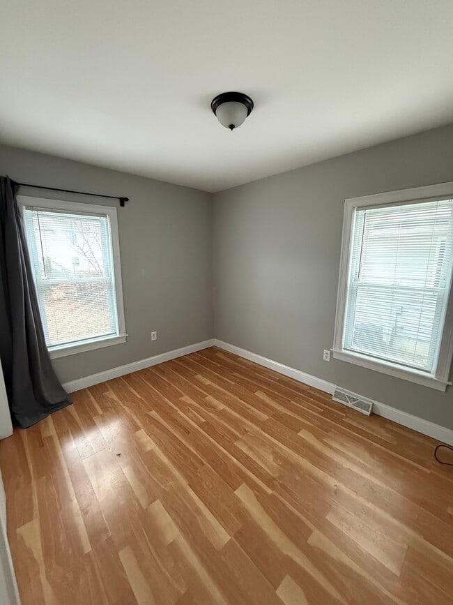 Photo - 98 Hazel St Unit 3