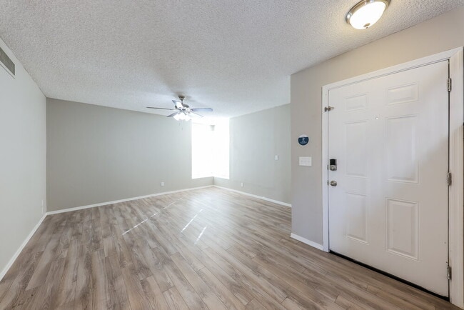 Photo - 3614 E Utopia Rd