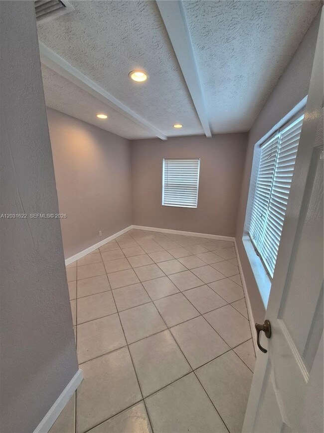 Photo - 5653 Coconut Rd