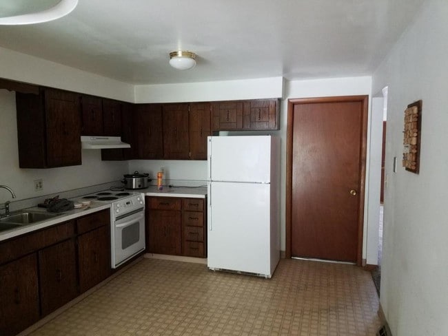 Photo - 1440 Kay St