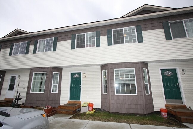 Building Photo - 3 Bedroom East Anchorage Condo w/ Fenced Yard!