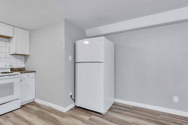 Photo - 1213 12th St Unidad 21