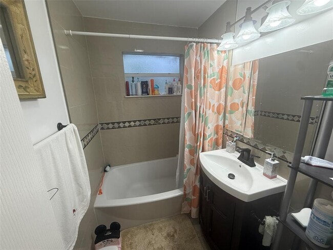 Photo - 2800 SW 9th St