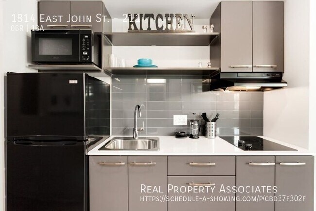 Photo - 1814 E John St Unit 211