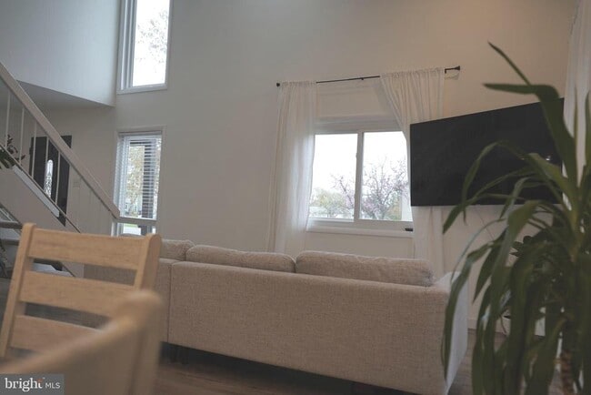 Photo - 129 Willow Pl Townhome