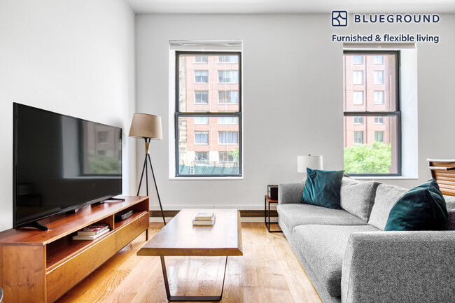 Building Photo - 110 W 79th St Rental