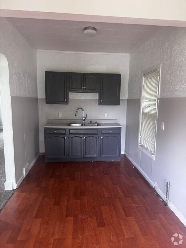Building Photo - 16333 Miles Ave Rental