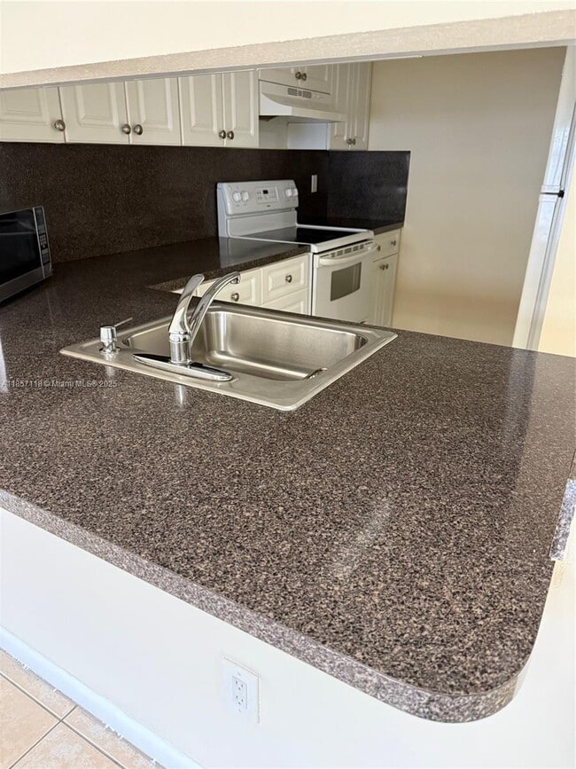 Photo - 15302 SW 72nd St Unit 29-21