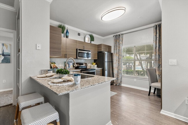 2BD, 2BA - 1,185SF - Kitchen