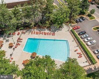 Building Photo - 301 N Beauregard St Unit 1115