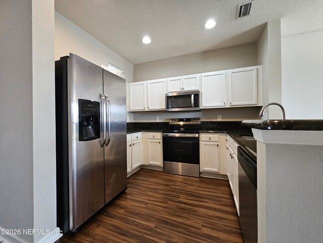 Photo - 2334 Sunset Bluff Dr