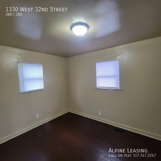 Photo - 1330 W 32nd St