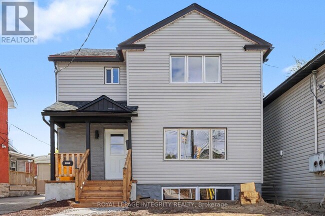 Photo - 222 McArthur Ave.