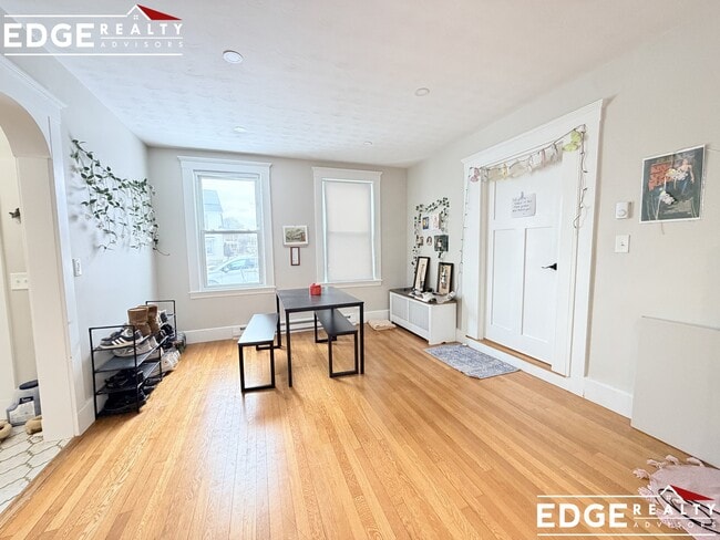 Photo - 74 Wallingford Rd