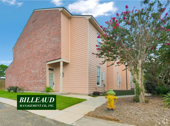 Building Photo - 400 W Brentwood Blvd Rental