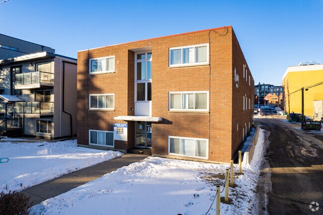 Building Photo - Massey House