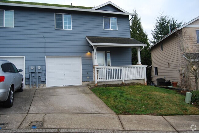 Building Photo - 3 Bedroom Town Home Gresham