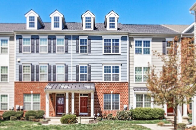 Building Photo - Claymont - 3 bedroom townhome in Darley Green