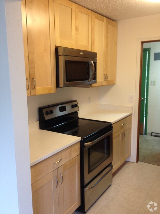 Building Photo - 707 Grant St Rental