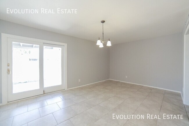 Photo - 2521 S Kachina Cir