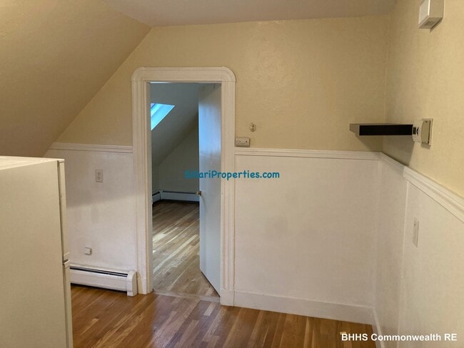 205 Highland Ave Unit 4