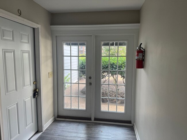 Photo - 2135 Acklen Ave