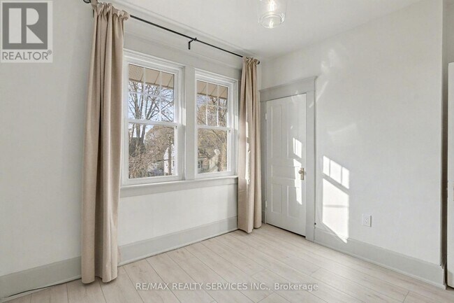 Photo - 39 Fielden Ave