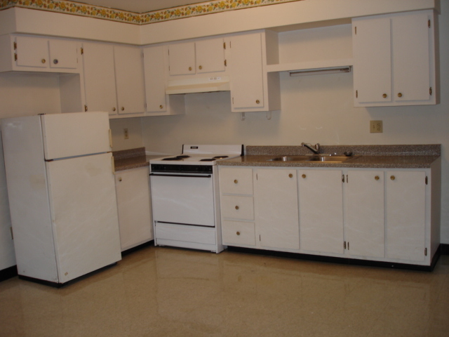 Kitchen - Unit 1R - 128 N Fairview St Apartments Unit 1R